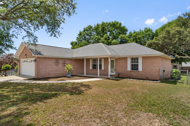 193 Villacrest Drive, Crestview, FL 32536
