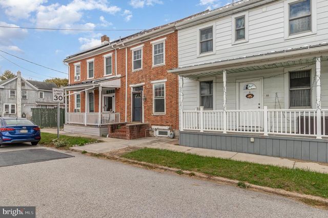 60 W MAIN STREET, New Kingstown, PA 17072
