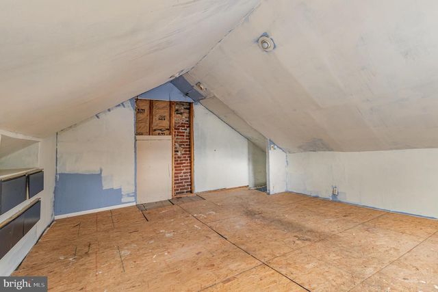 60 W MAIN STREET, New Kingstown, PA 17072
