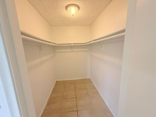 1950 N Congress Avenue 404, West Palm Beach, FL 33401