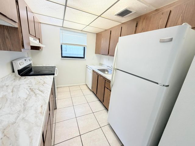1950 N Congress Avenue 404, West Palm Beach, FL 33401