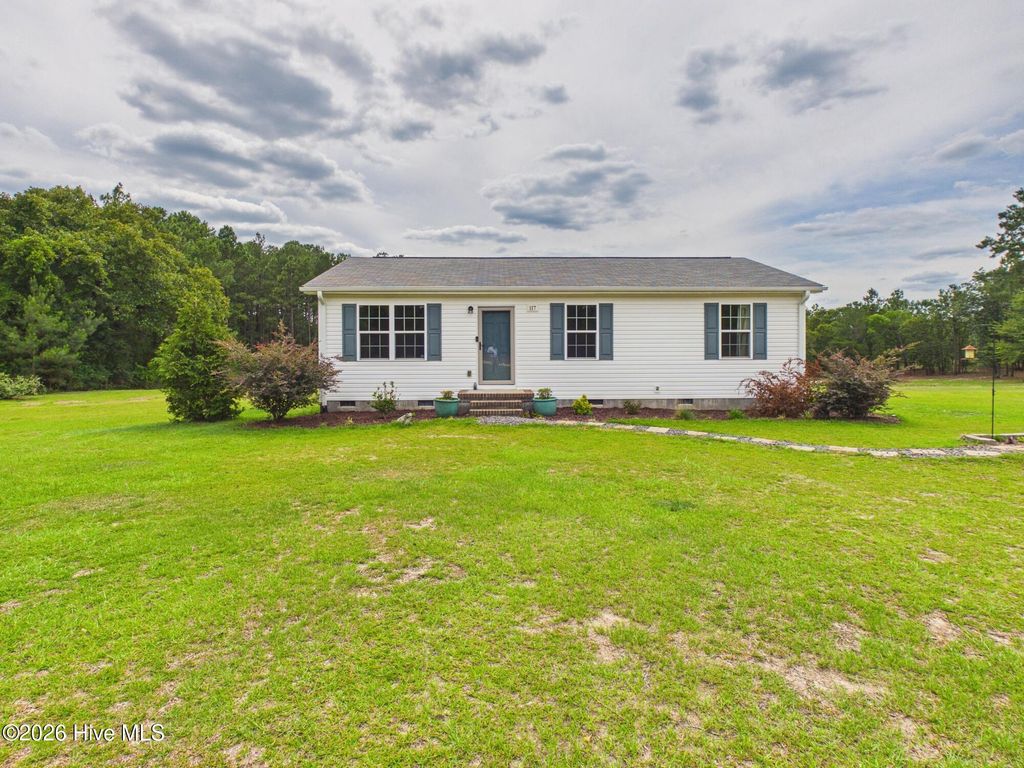 117 Fawnwood Place, Carthage, NC 28327