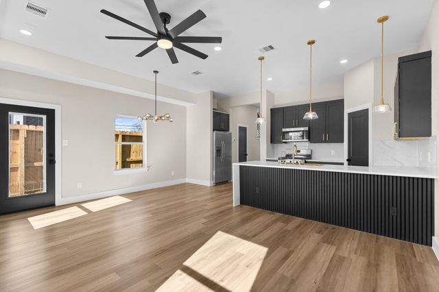 4206 Kewanee Street AB, Houston, TX 77051