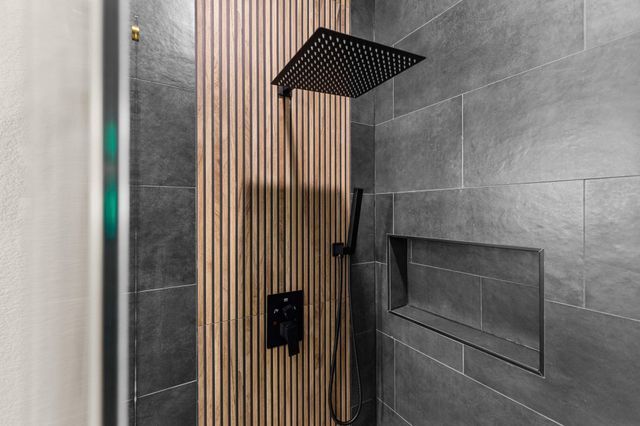 4206 Kewanee Street AB, Houston, TX 77051