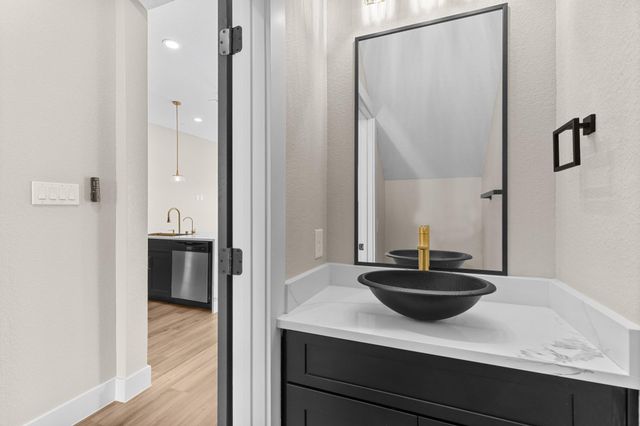 4206 Kewanee Street AB, Houston, TX 77051