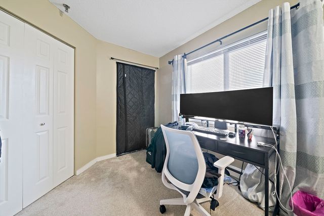 90 Quincy Shore Dr 108, Quincy, MA 02171
