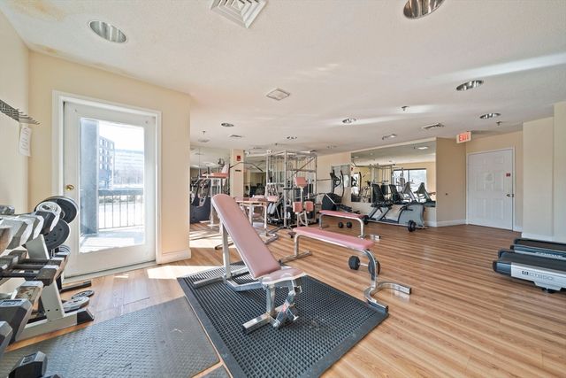 90 Quincy Shore Dr 108, Quincy, MA 02171