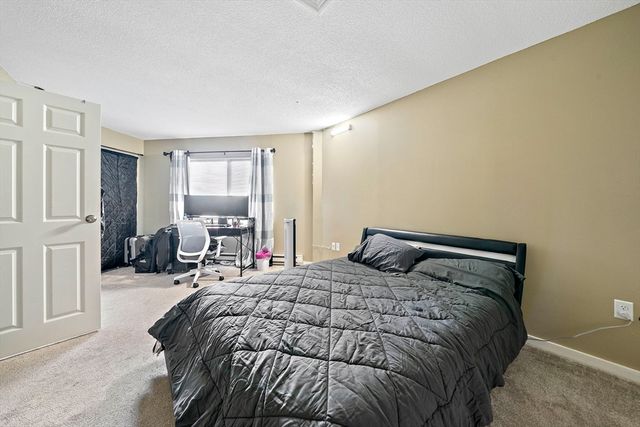 90 Quincy Shore Dr 108, Quincy, MA 02171