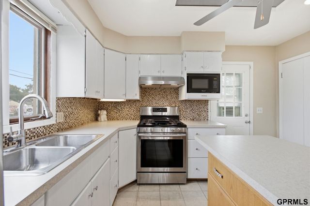 4101 X Street, Omaha, NE 68107