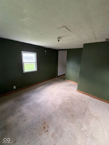 2522 N B Street, Elwood, IN 46036