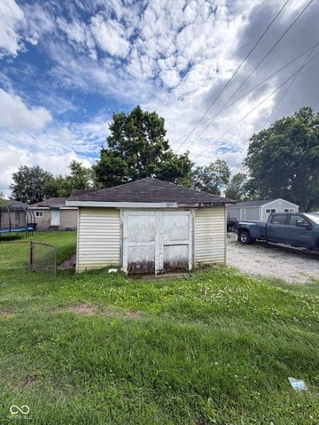 2522 N B Street, Elwood, IN 46036