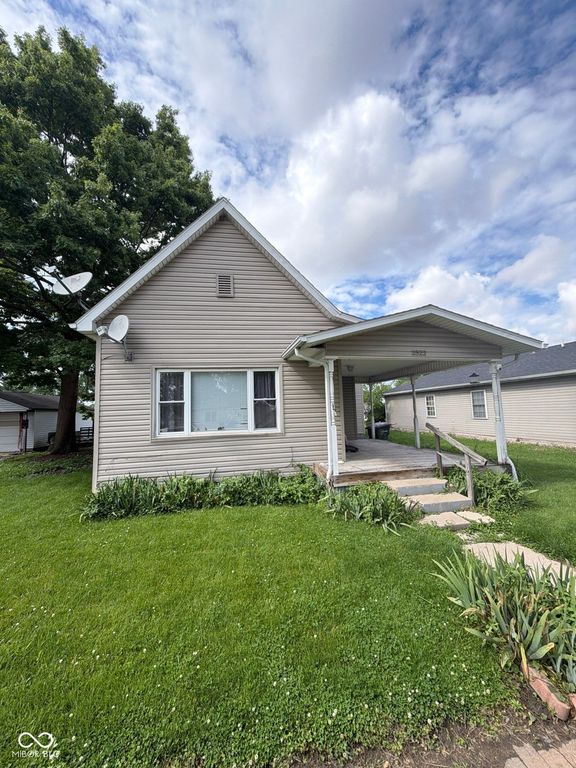 2522 N B Street, Elwood, IN 46036