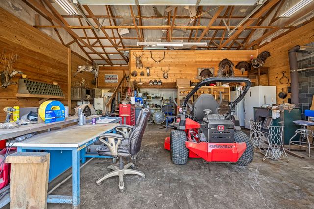 1621 Shelbyville Hwy, Petersburg, TN 37144