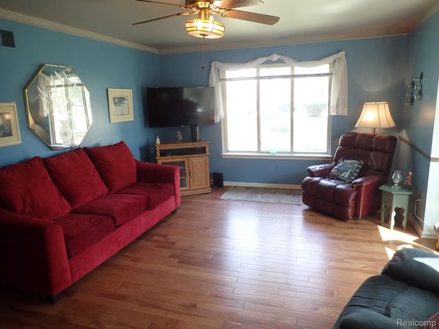 46980 COUNTRY Lane 8, Macomb, MI 48044