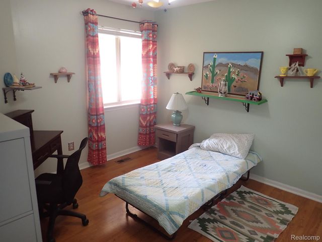 46980 COUNTRY Lane 8, Macomb, MI 48044