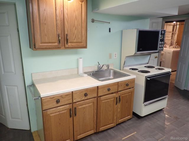 46980 COUNTRY Lane 8, Macomb, MI 48044