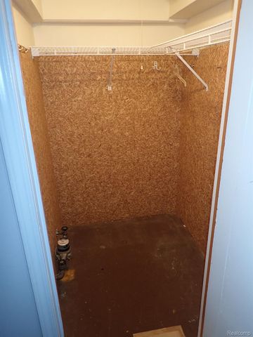 46980 COUNTRY Lane 8, Macomb, MI 48044