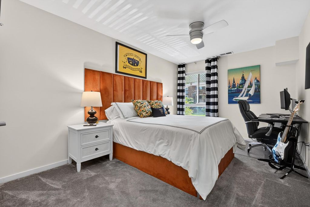 Image 14 of property listing at 774 FAIRVIEW AVE #F, Annapolis, MD 21403