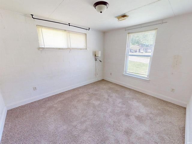 705 Bluewater Drive, Monticello, IN 47960