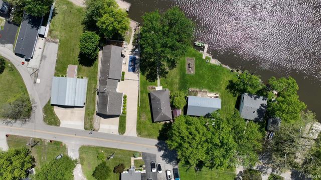 705 Bluewater Drive, Monticello, IN 47960