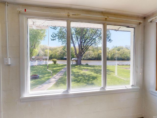 705 Bluewater Drive, Monticello, IN 47960