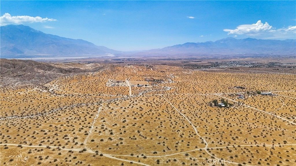 Image 12 of property listing at 23 Ford Avenue, Desert Hot Springs, CA 92241