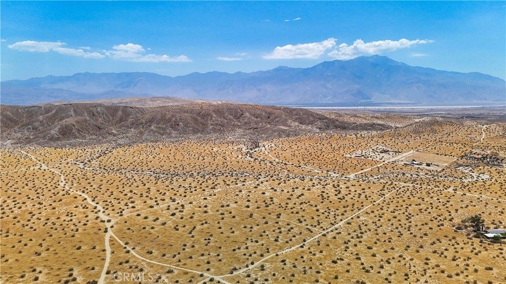 Image 13 of property listing at 23 Ford Avenue, Desert Hot Springs, CA 92241