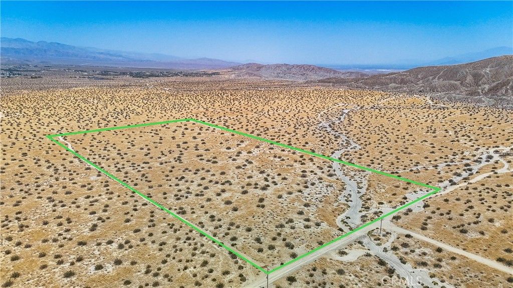 Image 3 of property listing at 23 Ford Avenue, Desert Hot Springs, CA 92241