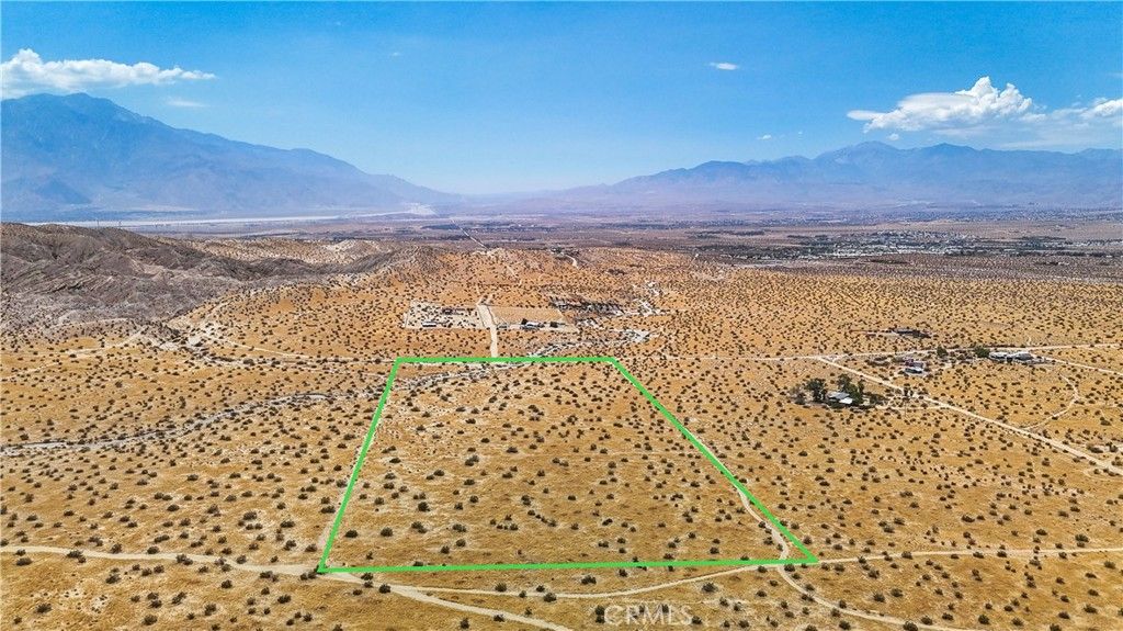 Image 6 of property listing at 23 Ford Avenue, Desert Hot Springs, CA 92241