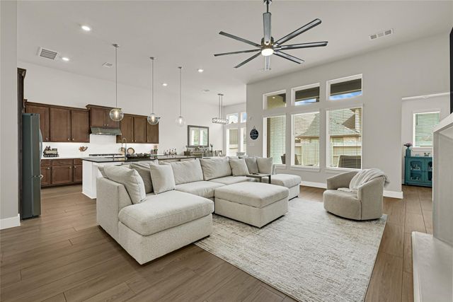 5019 Golden Peach Road, Manvel, TX 77578