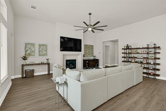 5019 Golden Peach Road, Manvel, TX 77578