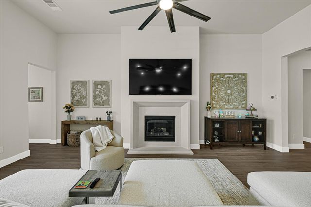 5019 Golden Peach Road, Manvel, TX 77578