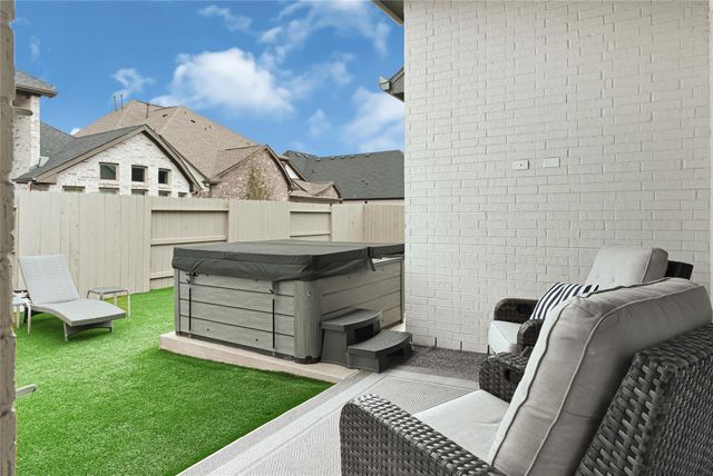 5019 Golden Peach Road, Manvel, TX 77578