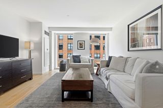80 Broad St 602, Boston, MA 02110