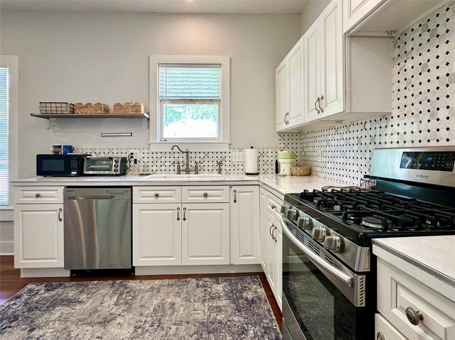 1501 S Church ST A, Georgetown, TX 78626