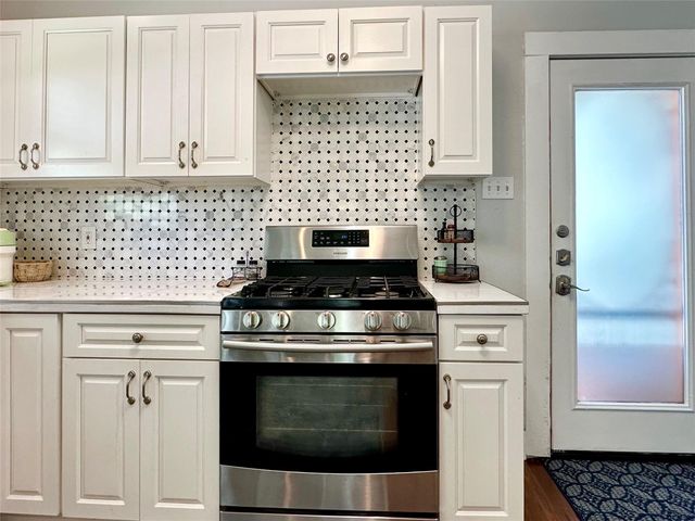 1501 S Church ST A, Georgetown, TX 78626