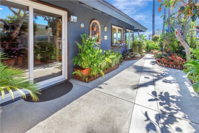 23982 Hillhurst, Laguna Niguel, CA 92677