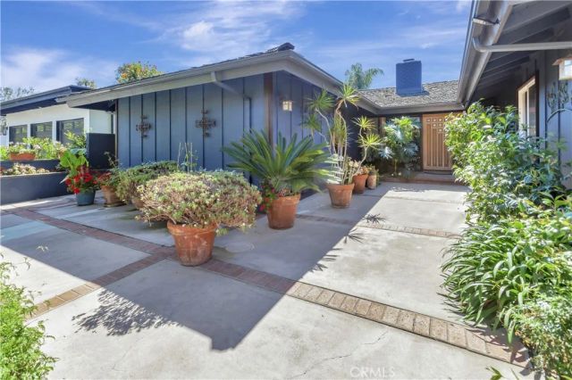 23982 Hillhurst, Laguna Niguel, CA 92677