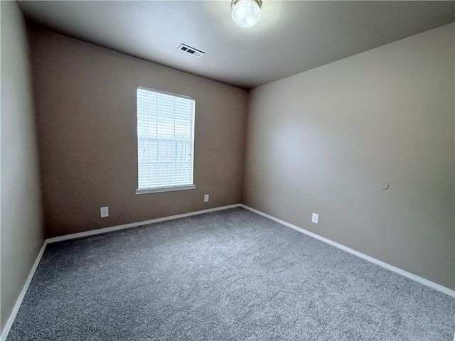 29 Cheryl Circle, Bentonville, AR 72712