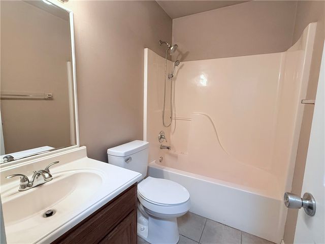 29 Cheryl Circle, Bentonville, AR 72712