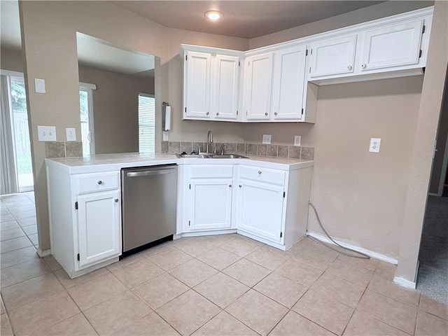 29 Cheryl Circle, Bentonville, AR 72712