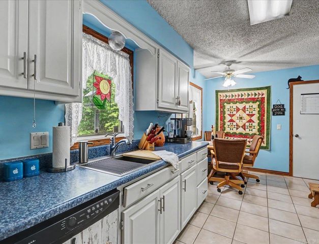 1 Lerida Lane, Hot Springs Village, AR 71909