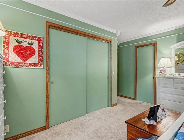 1 Lerida Lane, Hot Springs Village, AR 71909