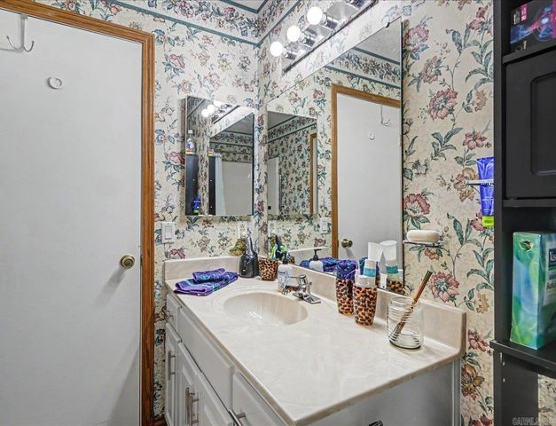 1 Lerida Lane, Hot Springs Village, AR 71909