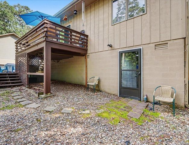 1 Lerida Lane, Hot Springs Village, AR 71909