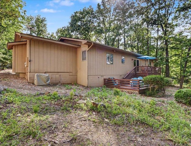1 Lerida Lane, Hot Springs Village, AR 71909