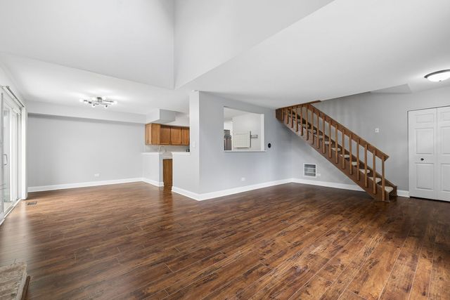 97 Cammeron Court, Aurora, IL 60504