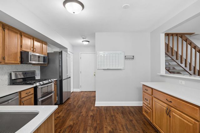 97 Cammeron Court, Aurora, IL 60504