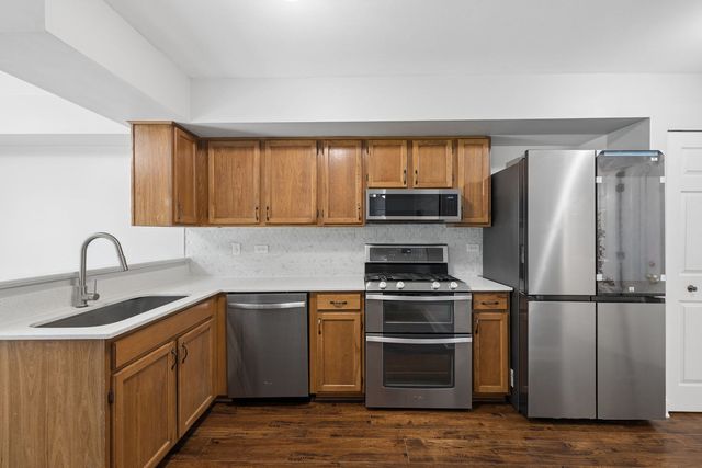 97 Cammeron Court, Aurora, IL 60504