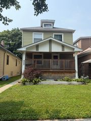1033 Lathrop Avenue 1, Forest Park, IL 60130